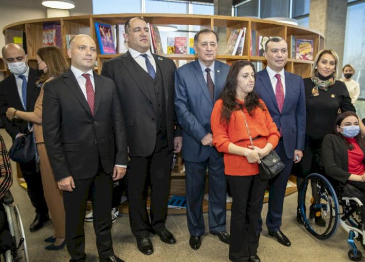 "Əlillik qüsur deyil" kitab-albomunun II nəşrinin təqdimatı olub - FOTO