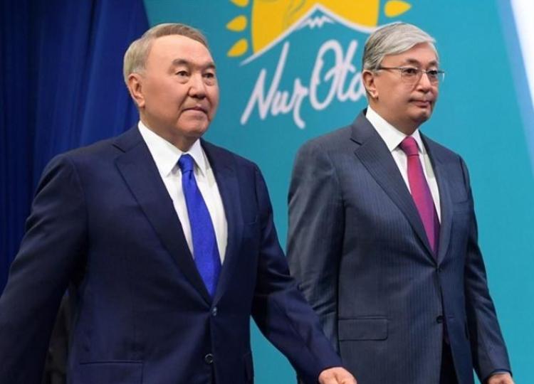 Представитель Назарбаева заявил, что он добровольно передал свои полномочия Токаеву 
