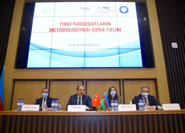 TİKA Azərbaycanda "Elmi tədqiqatların metodologiyası" adlı təlimlərə başlayıb - FOTO