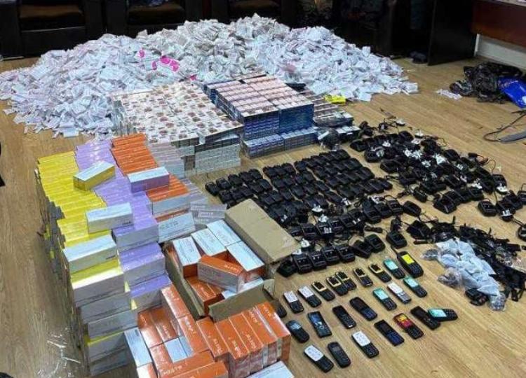Qanunsuz yolla gətirilən müxtəlif məhsullar aşkar edildi - FOTO