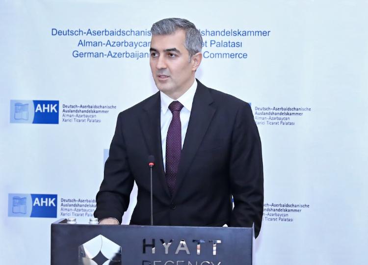 Dövlət Miqrasiya Xidmətinin rəisi Vüsal Hüseynov Alman-Azərbaycan Xarici Ticarət Palatasının üzvləri ilə görüşüb - FOTO