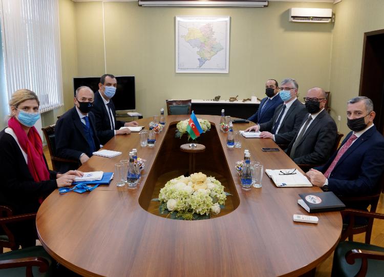 BMT-nin Qaçqınlar üzrə Ali Komissarlığı humanitar minatəmizləmə fəaliyyətinə dəstək vermək niyyətindədir 