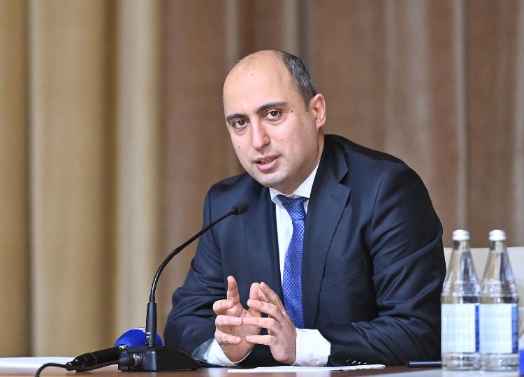Emin Əmrullayev Ağdaşda regionun təhsil işçiləri ilə görüşüb - FOTO
