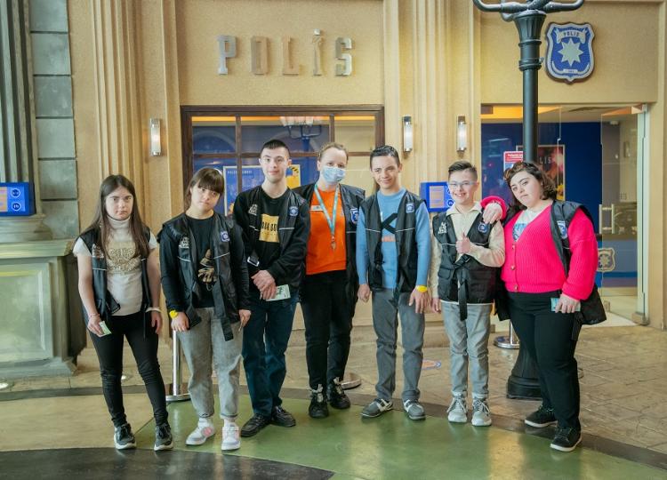 Red Hearts провел мастер-класс для детей с синдромом Дауна - ФОТО