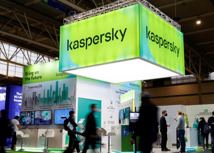 Быстро, дёшево и опасно: «Лаборатория Касперского» рассказывает, как фишеры создают множество фейковых страниц с помощью готовых инструментов 