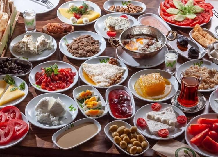 Türk səhər yeməyi 