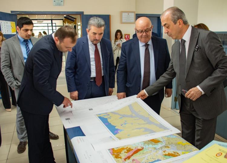 В Анкаре обсудили перспективы сотрудничества Азербайджана и Турции в сфере разработки полезных ископаемых - ФОТО