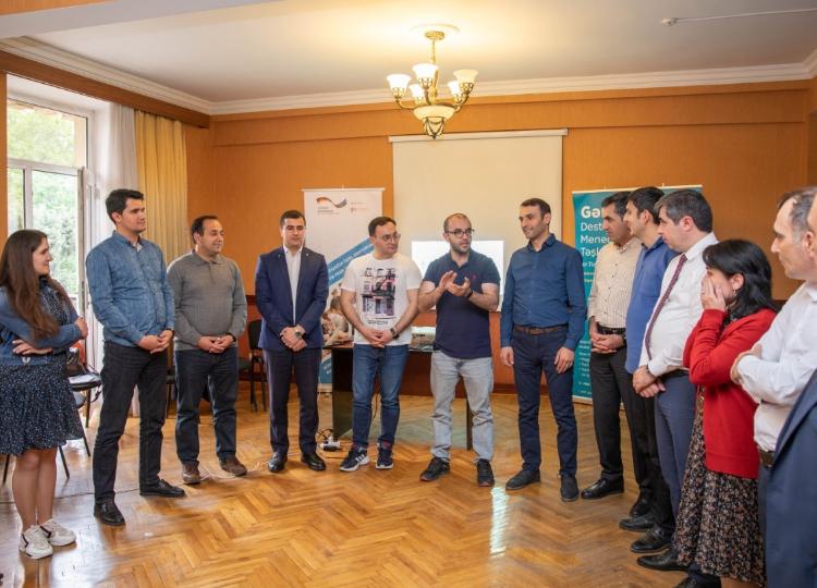 Qərb regionu üzrə yeni yaradılmış "Yerli Ekspertlər Şəbəkəsi" üçün ilk təlim keçirilib - FOTO