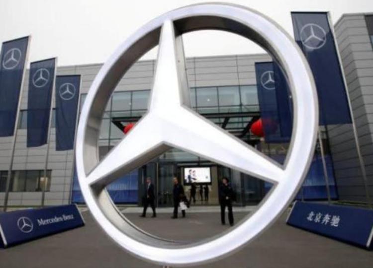 "Mercedes" 17 mindən çox avtomobili geri çağırır 