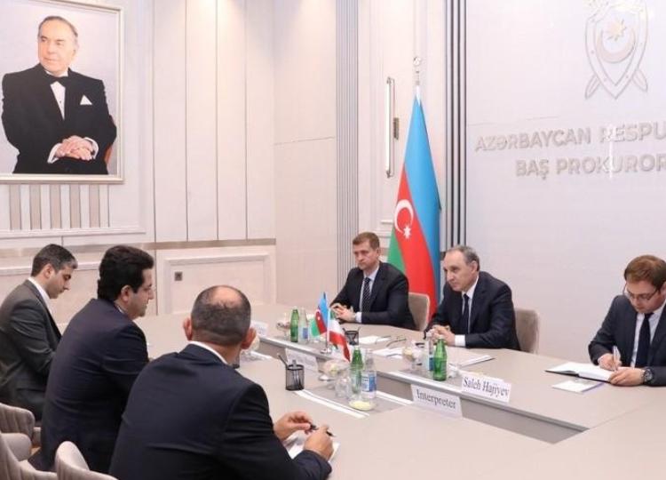 Baş prokuror İran səfiri ilə görüşüb 