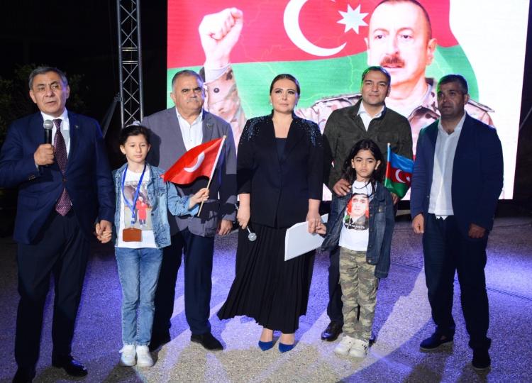 "Yanardağ" qorugunda Vətən müharibəsi şəhidlərinin uşaqları üçün keçirilən bayram şənliyindən videoçarx hazırlanıb (VİDEO-FOTO)
