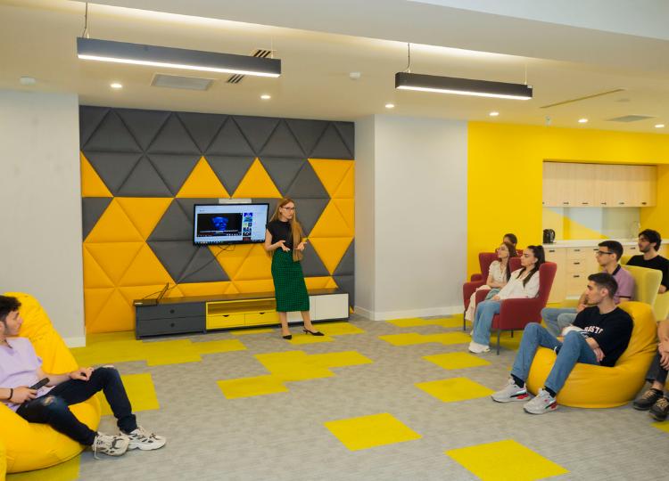 Стали известны участники программы Yelo IT Lab 