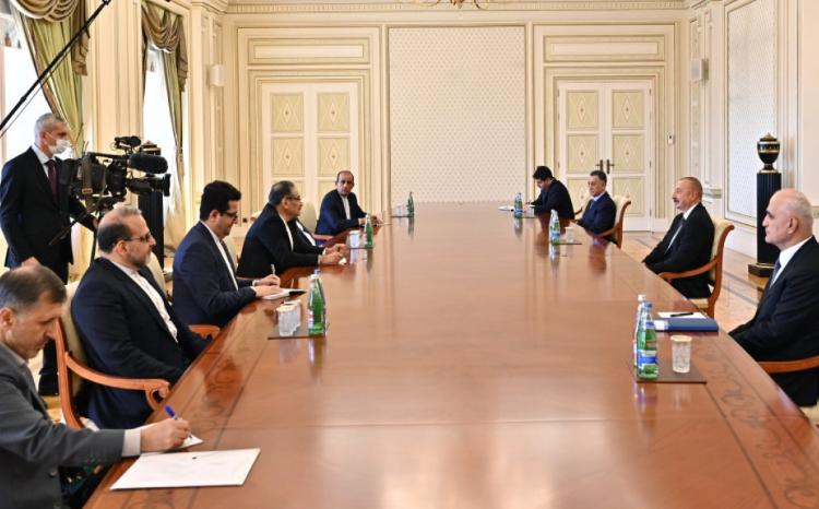 Prezident İlham Əliyev İranın Ali Milli Təhlükəsizlik Şurasının katibini qəbul edib 