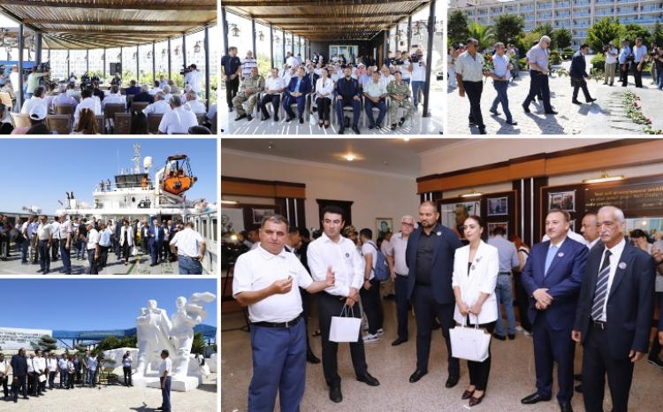 Yerli və xarici media nümayəndələrinin "Neft Daşları"na səfəri təşkil olunub 