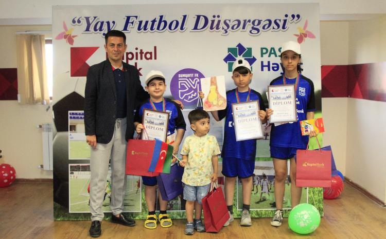 При поддержке Kapital Bank проходит традиционный проект «Летний футбольный лагерь» 