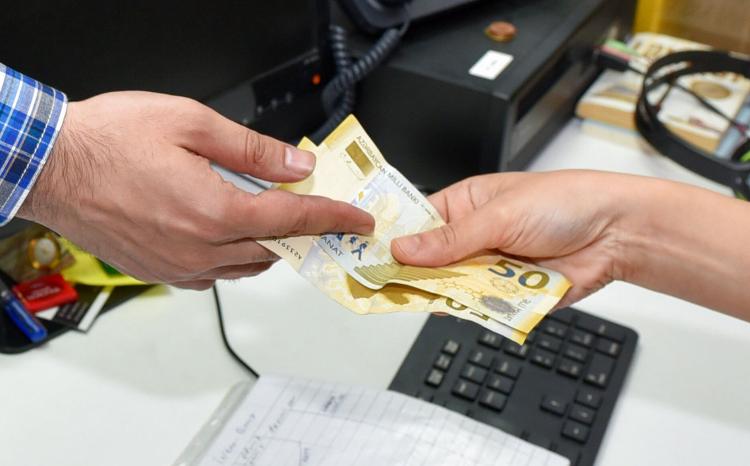Ünvanlı yardımın orta aylıq məbləği 35 faiz artıb 