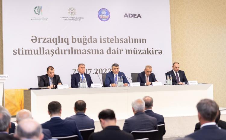Taxıl istehsalçıları ilə ərzaqlıq buğda istehsalının stimullaşdırılmasına həsr olunmuş görüş keçirilib 
