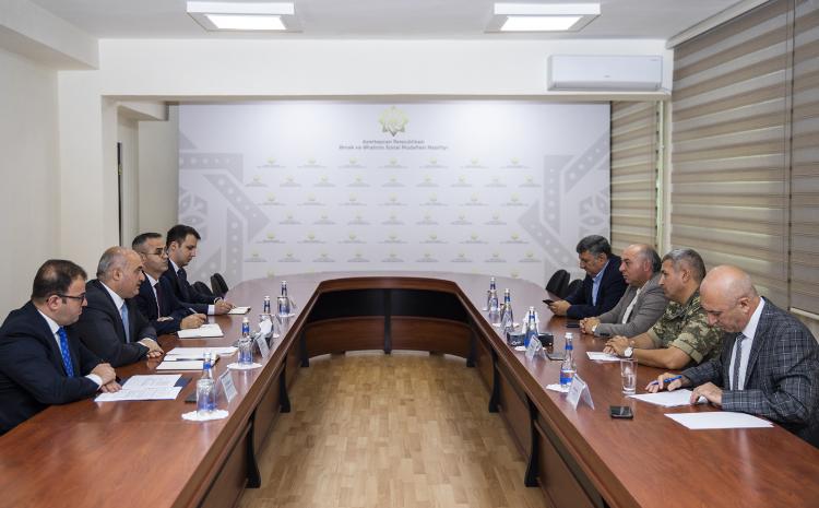 Birdəfəlik ödəmə proqramının icrası hərbi ekspertlərlə müzakirə edildi 