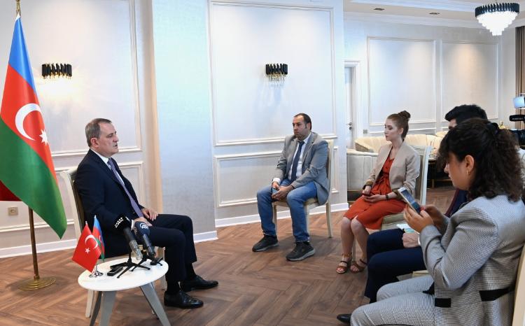 Ceyhun Bayramov Türkiyənin aparıcı media agentliklərinə müsahibə verib 