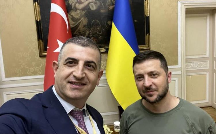 Haluk Bayraktar Volodimir Zelenski ilə görüşüb 