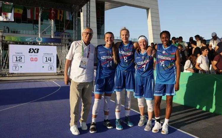 Сборная Азербайджана по женскому баскетболу 3х3 обыграла в Конье команду Турции 