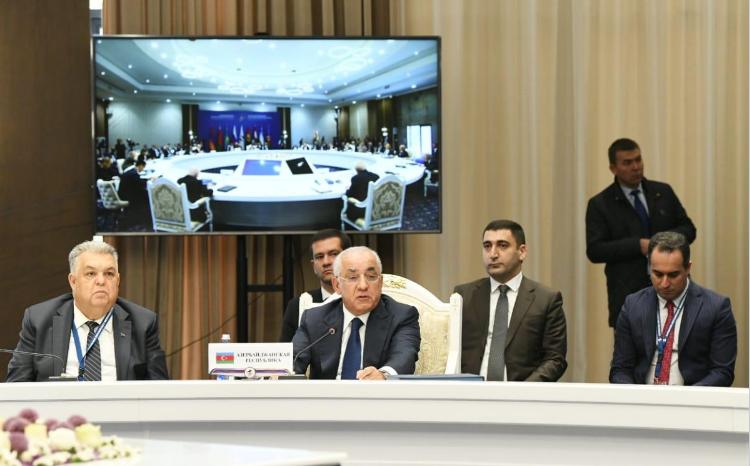 Baş nazir Əli Əsədov: Yeni reallıqlar nəqliyyat kommunikasiyalarının, eləcə də yeni nəqliyyat və ticarət yollarının açılması üçün yaxşı imkanlar yaradır 