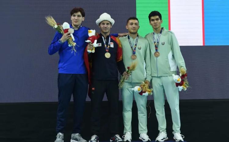 Azərbaycan şpaqaçısı Ruslan Həsənov gümüş medal qazanıb 