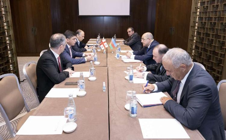 Azərbaycan və Gürcüstan gömrük xidmətlərinin nümayəndə heyətləri arasında görüş keçirilib 