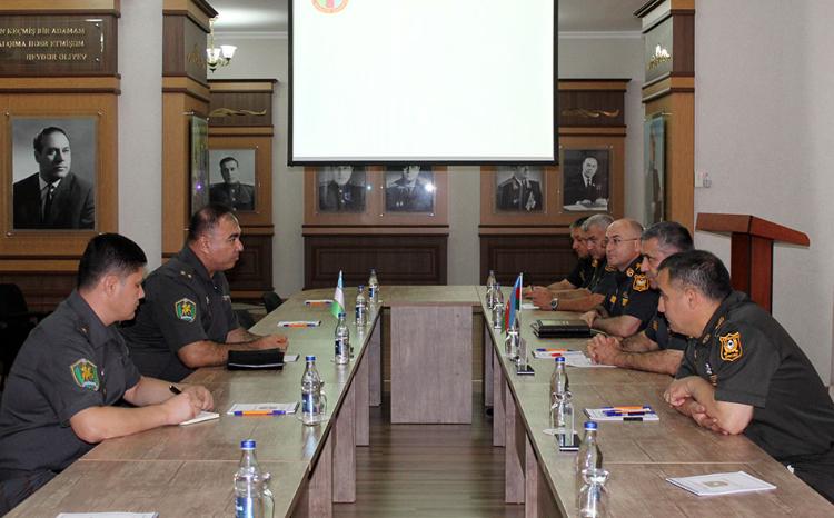 Обсуждены перспективы развития сотрудничества с Узбекистаном в области военного образования 