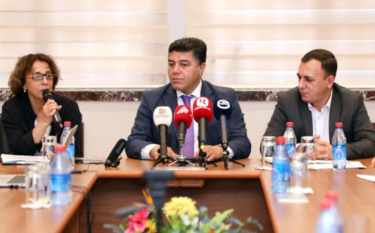 "Açıq qapı" aksiyasında suallar cavablandırıldı, yeniliklər barədə məlumat verildi 