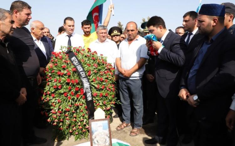 Neftçalada şəhid Rəfail Fətullayev dəfn olundu 