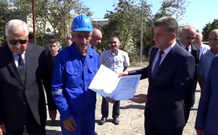 Baş direktor qazlaşdırılma prosesini yaxından izləmək üçün Qubaya getdi - VİDEO