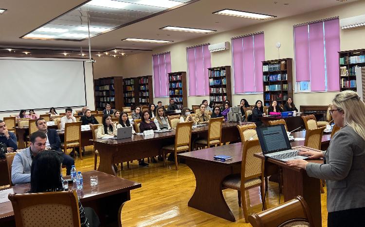 БГУ провел тренинг-семинар в Бакинском университете бизнеса 