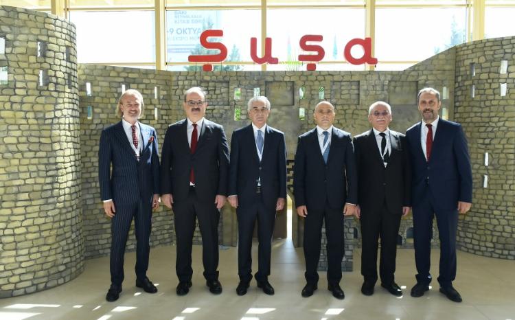 Nazir Anar Kərimov Türkiyənin mədəniyyət və turizm nazirinin müavini ilə görüşüb 