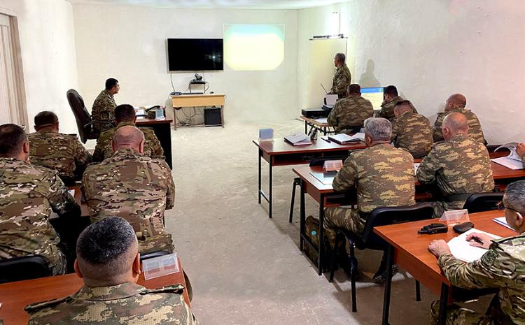 Quru Qoşunlarında komanda-qərargah təlimi keçirilib - VİDEO