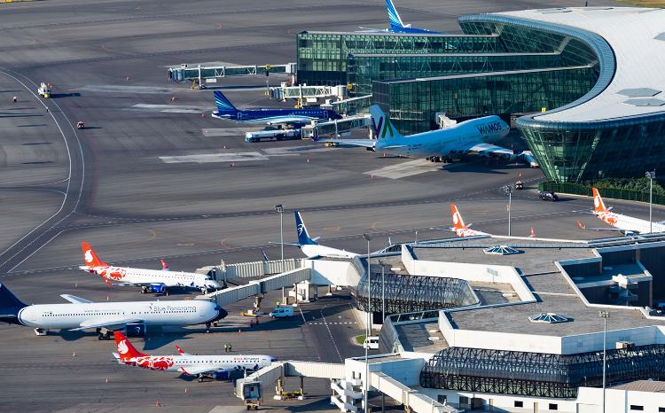 Гражданские аэропорты Азербайджана обслужили свыше 500 тысяч человек в сентябре 