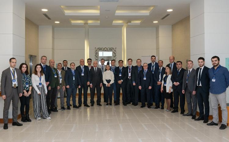 Yeni nəsil mobil rabitə şəbəkələrinin tətbiqi ilə bağlı seminar keçirilir 