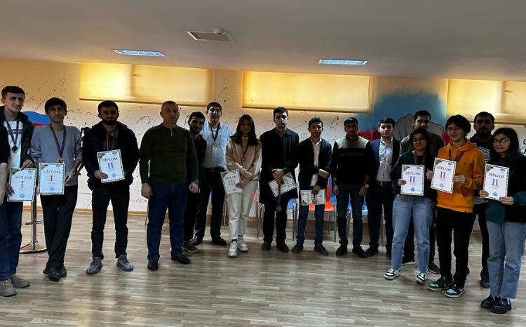 Состоялось интеллектуальное соревнование по игре "Что? Где? Когда?" 