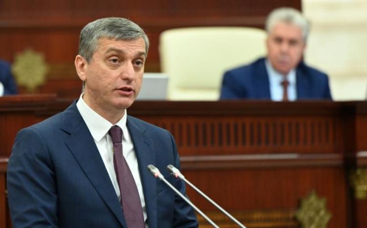 Palatadan növbəti il üçün maaş və pensiya açıqlaması 