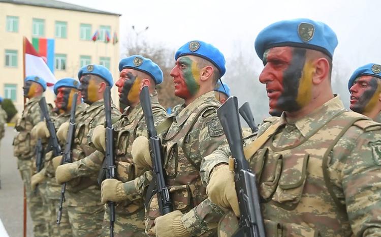 Müdafiə Nazirliyi komando hərbi hissələrində müddətdən artıq həqiqi hərbi xidmət keçmək istəyənlərin qəbulunu elan edir - VİDEO
