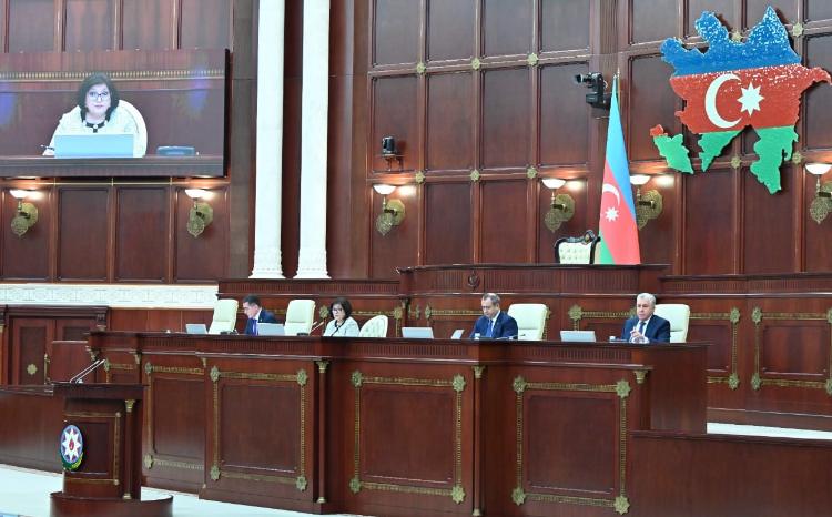 "Siyasi partiyalar haqqında" qanun layihəsi ikinci oxunuşda qəbul edilib 