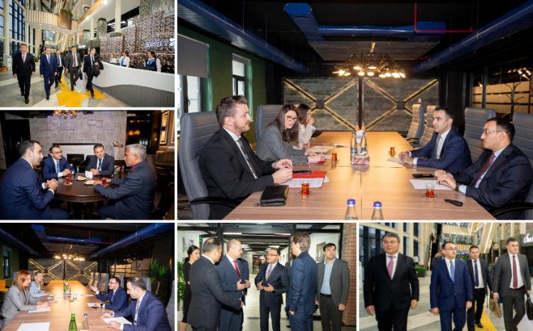 Beynəlxalq Forumun iştirakçıları "ASAN xidmət"də 