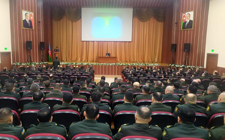 Проводятся учебно-методические сборы с сотрудниками кадровых органов Азербайджанской Армии 