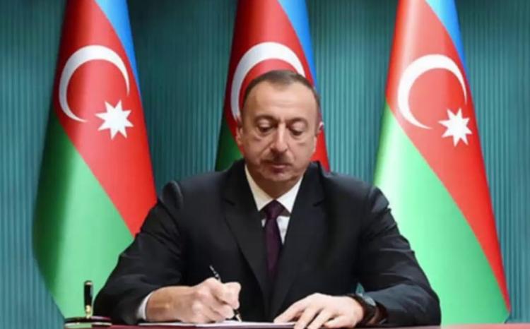 Prezident Gömrük Komitəsinə sədr TƏYİN ETDİ 
