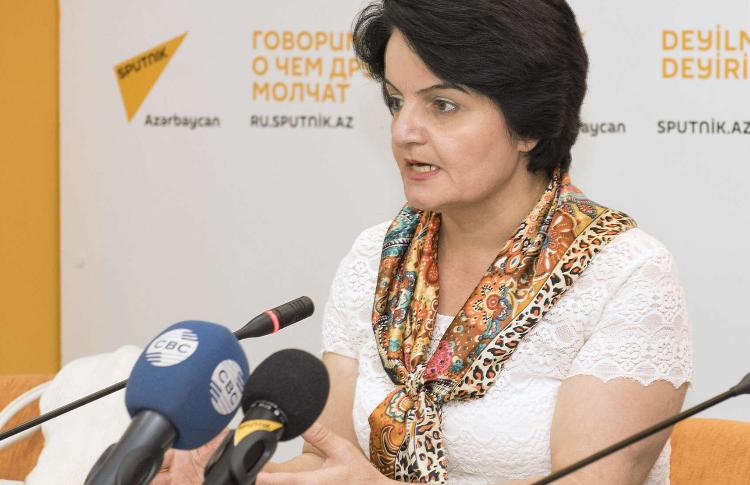 Kremli tikən azərbaycanlı balası 