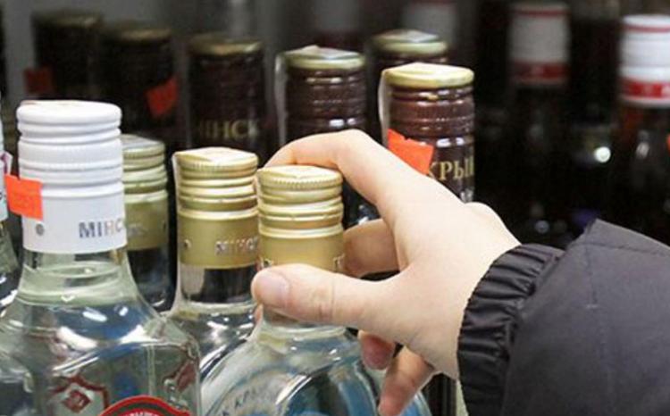 Alkoqollu içkilərin pərakəndə satışına dair minimum qiymət tələbi müəyyənləşdiriləcək 