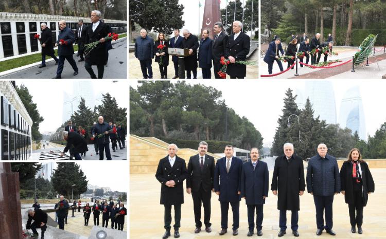 TBMM-nin nümayəndə heyəti Fəxri xiyabanı, Şəhidlər xiyabanını və "Türk şəhidliyi" abidəsini ziyarət edib 