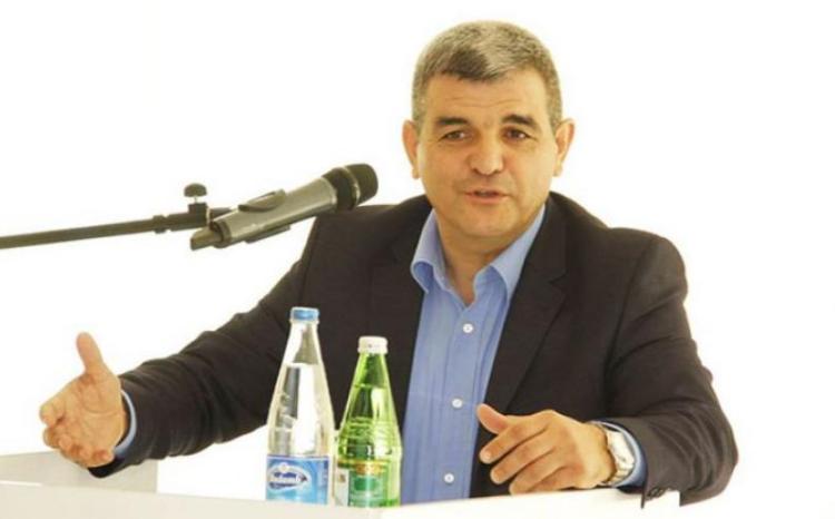 Fazil Mustafadan ilk - Açıqlama 