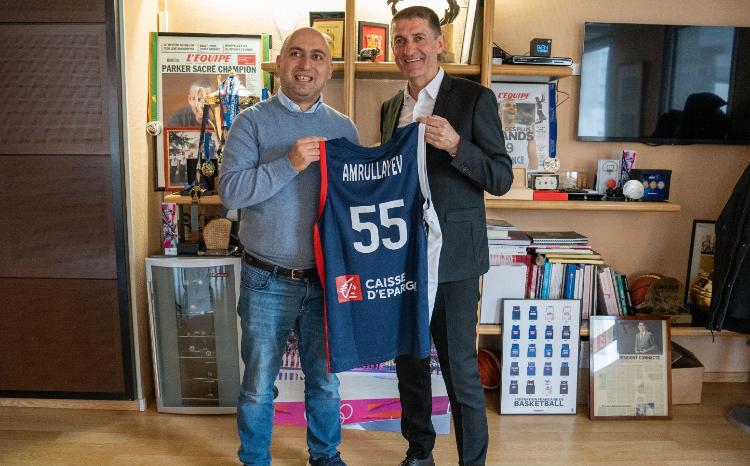 Basketbol üzrə federasiya prezidentləri Parisdə görüşdülər 