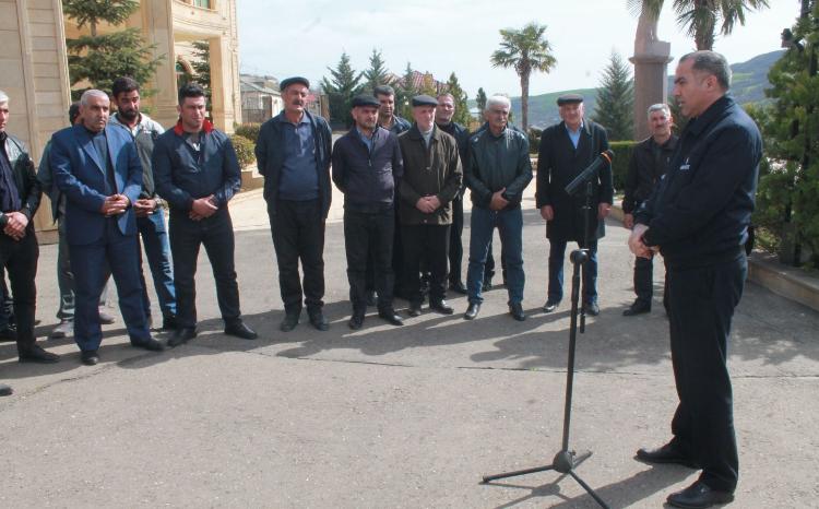 Yardımlı rayonunun 5 kəndindən qatılan sakinlərin eyni istəyi "Açıq mikrofon"da bəlli oldu 
